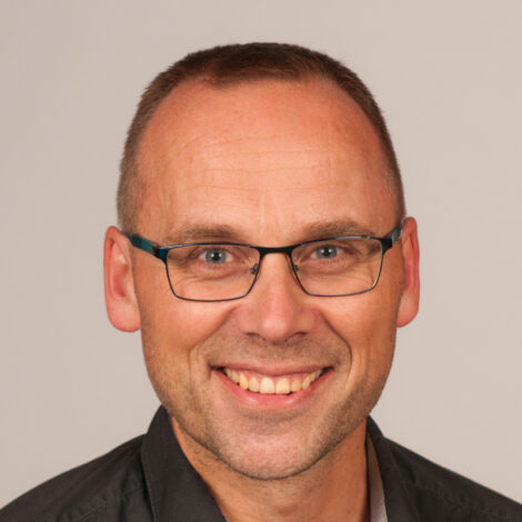 Dr. Christoph Bauer